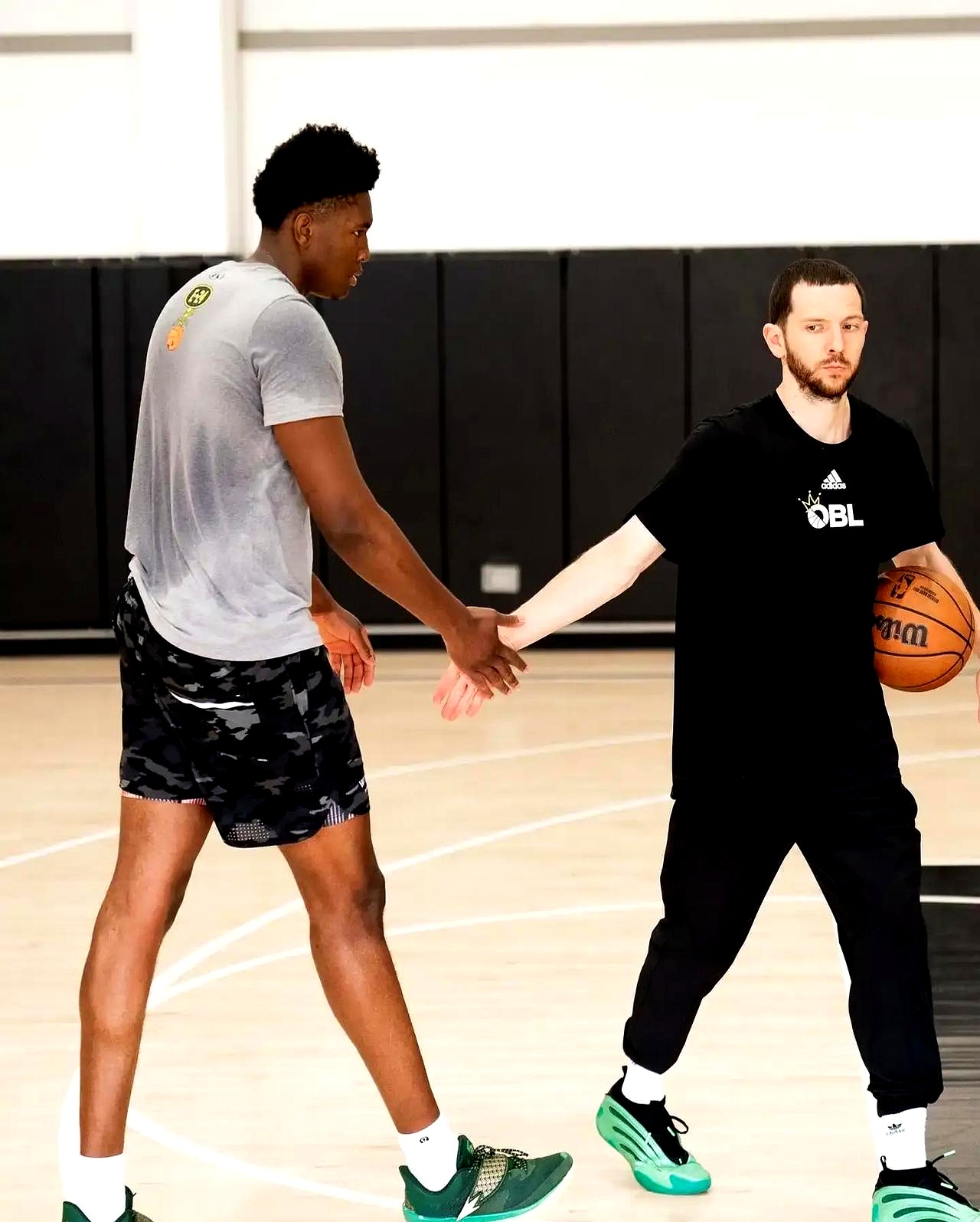 加时末段社区盾传出新动向,休斯敦火箭遗憾出局,管理层表态:球迷炸锅,团队化学反应显著的简单介绍-九游娱乐平台