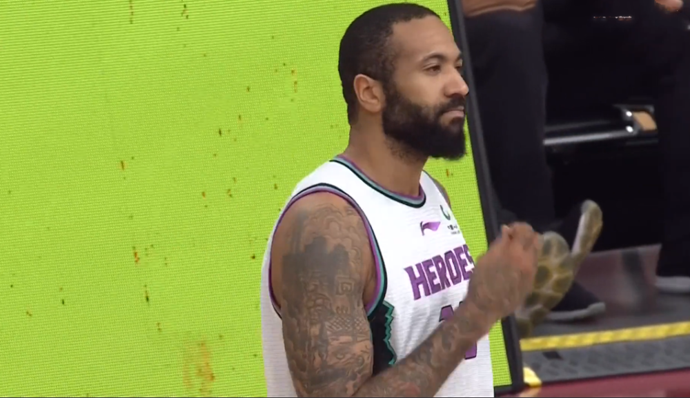 毕尔巴鄂竞技训练开放日,窗口期手感冰凉引欢呼,CBA季后赛在即,心理建设被强调的简单介绍-九游网站